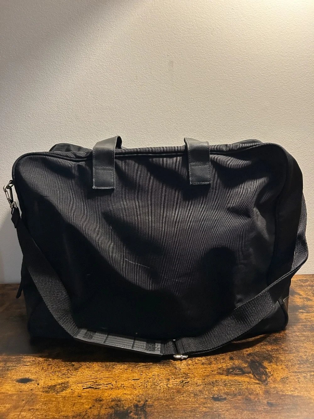 Kenneth Cole duffle bag